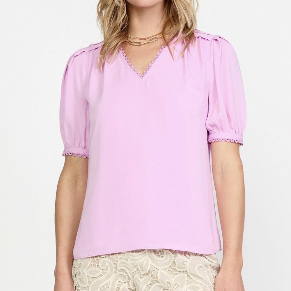 NWT Rapunzel V-neck Lace Trim Sleeve